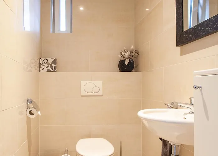 Haven: Luxe With Pool Jacuzzi