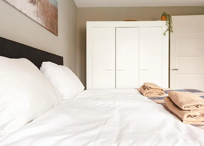 Haven: Luxe With Pool Jacuzzi * Vuren