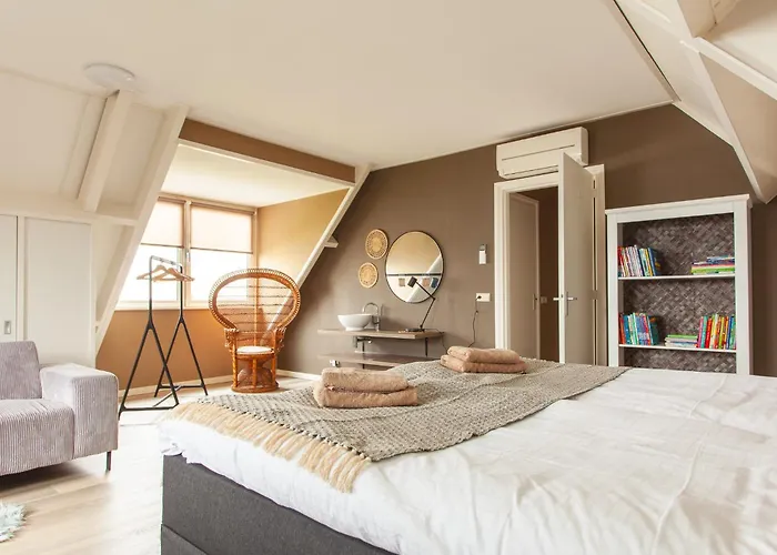 Villa Haven: Luxe With Pool Jacuzzi